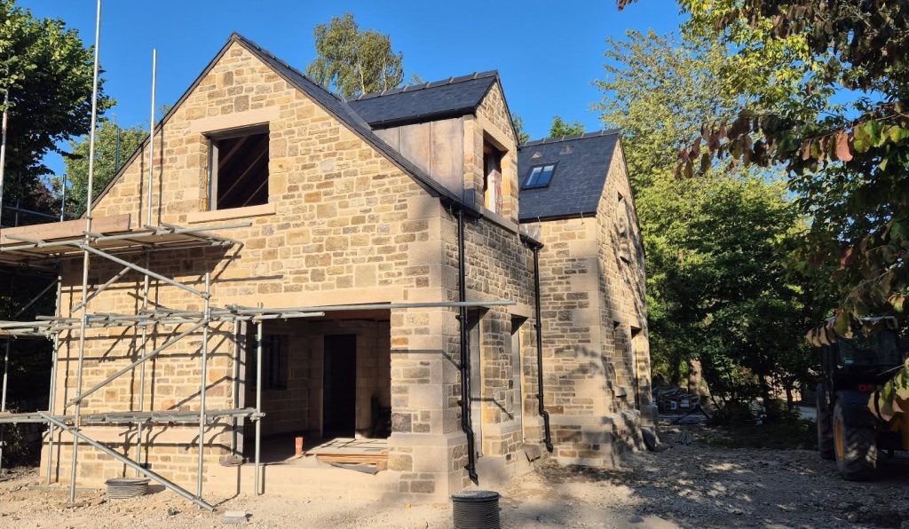 527458577 18512510290034408 4630838195814661656 n building contractor ambergate