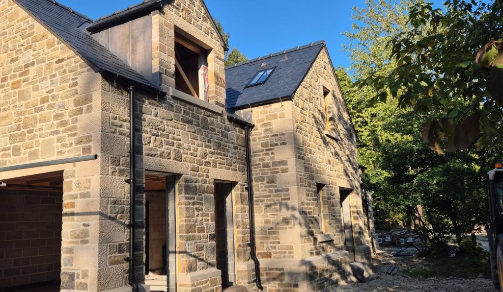 529892634 18512510281034408 3411379860322476723 n building contractor ambergate